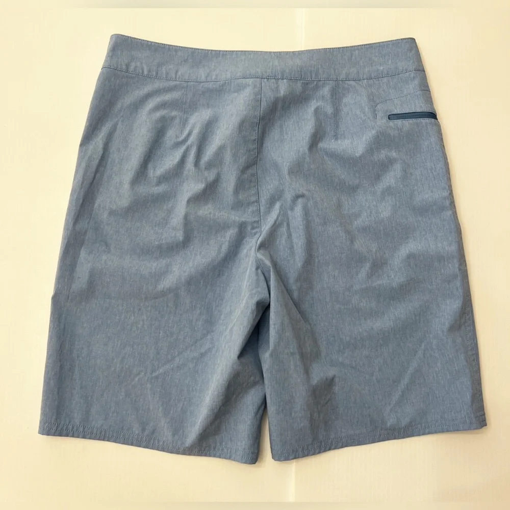 Vineyard Vines Board Shorts - 30
